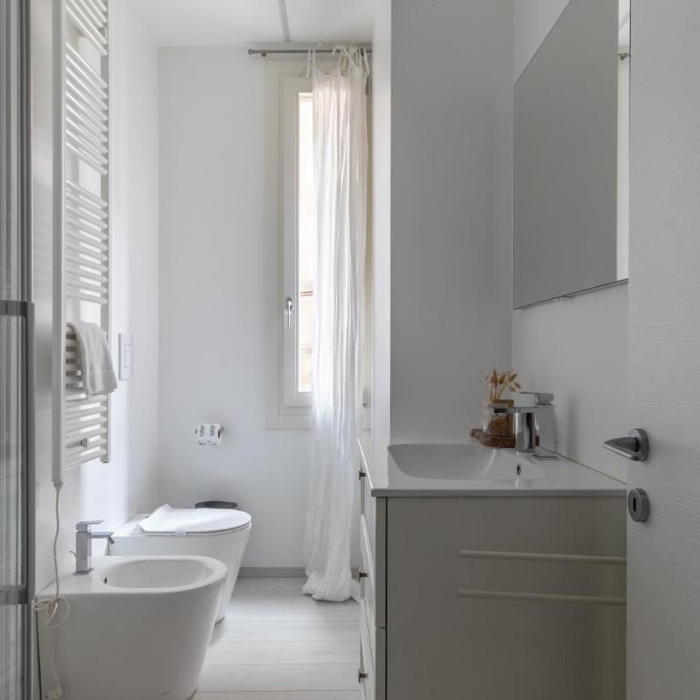 Secret Rose Garden in the heart of Padua - Two-Bedroom Apartment - 21