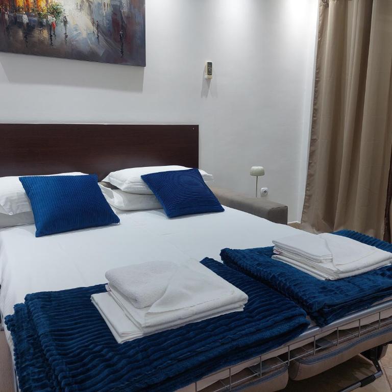 Apartments Nancy - One-Bedroom Apartment with Balcony and Sea View - 18