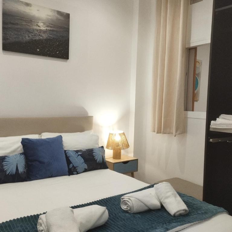 Port House, Paseo Marítimo,a un minuto playa - Three-Bedroom Apartment - 33