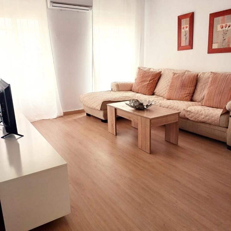 Apartamento Plaza Santa Lucia RENOVADO FEBRERO 2025 - Two-Bedroom Apartment - 3
