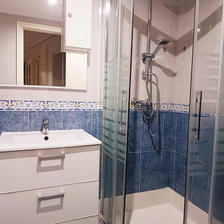 Apartamento Plaza Santa Lucia RENOVADO FEBRERO 2025 - Two-Bedroom Apartment - 8
