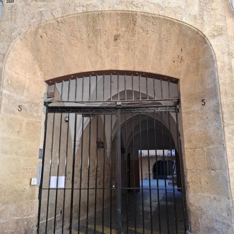 Le Yona Mirabeau - Appartement T3 Atypique situé dans le centre ville historique - proche Rotonde - Apartment mit 2 Schlafzimmern - 25