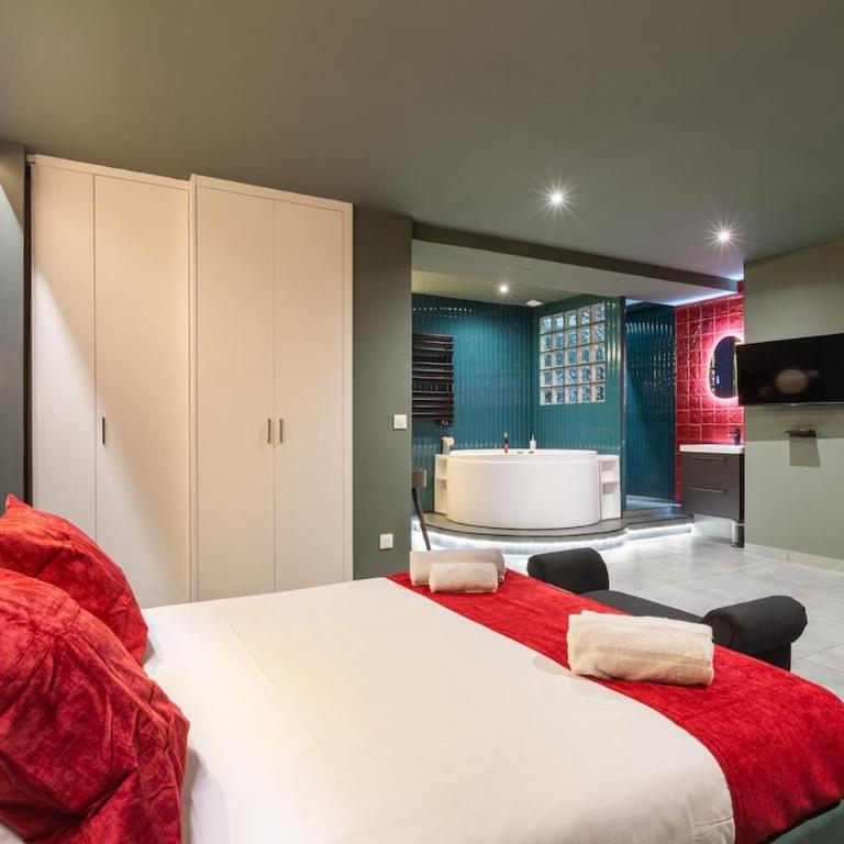 Arc de Triomphe Romantic SUITE Jacuzzi Emeraude - Apartamento de 1 dormitorio - 10