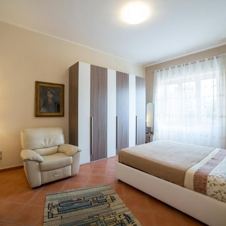 Salerno city center - Appartamento Classic con 1 Camera da Letto e Letto King-Size - 8