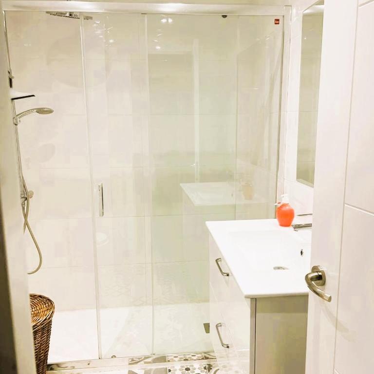 2Mh asunto aivan merenrannassa210 - Two-Bedroom Apartment - 22