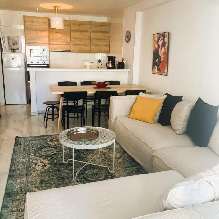 2Mh asunto aivan merenrannassa210 - Two-Bedroom Apartment - 8