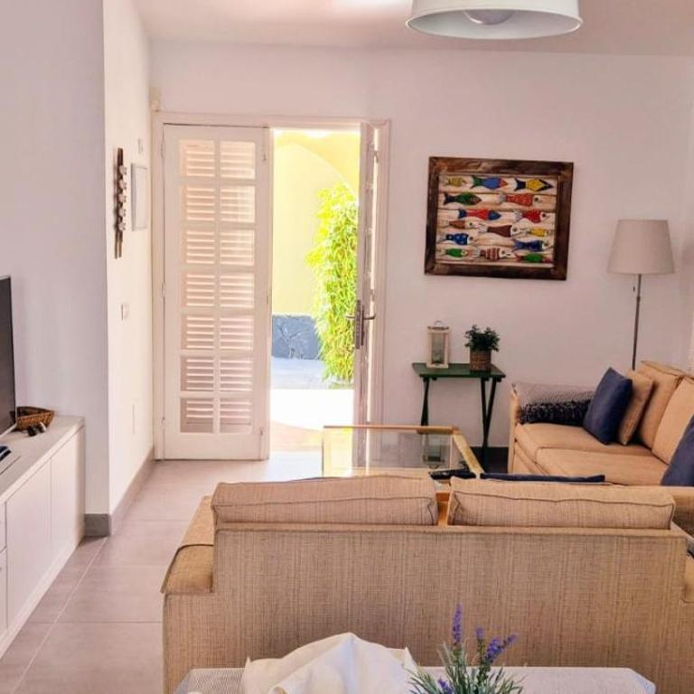 HANDICAP 7 Bungalow 4 - Two-Bedroom House - 11