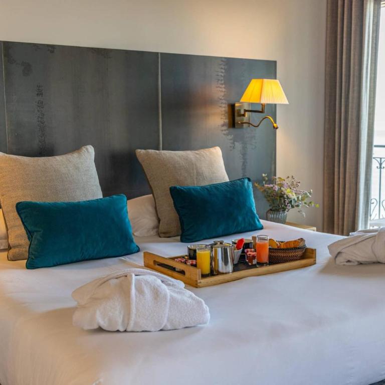 Hôtel de la Plage - Saint Jean de Luz - Chambre Prestige avec Balcon - Vue sur Mer - 13