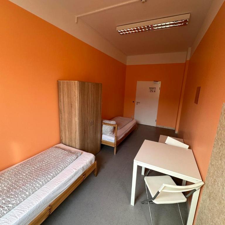 2-Rent Group Hostel Rooms&Apartments GKP2 - Doppelzimmer - 3