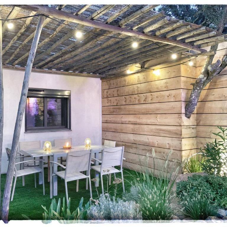 Villa VITA, piscine privée chauffée & jacuzzi privatif, 5mn des plages - Villa avec Piscine Privée - 2
