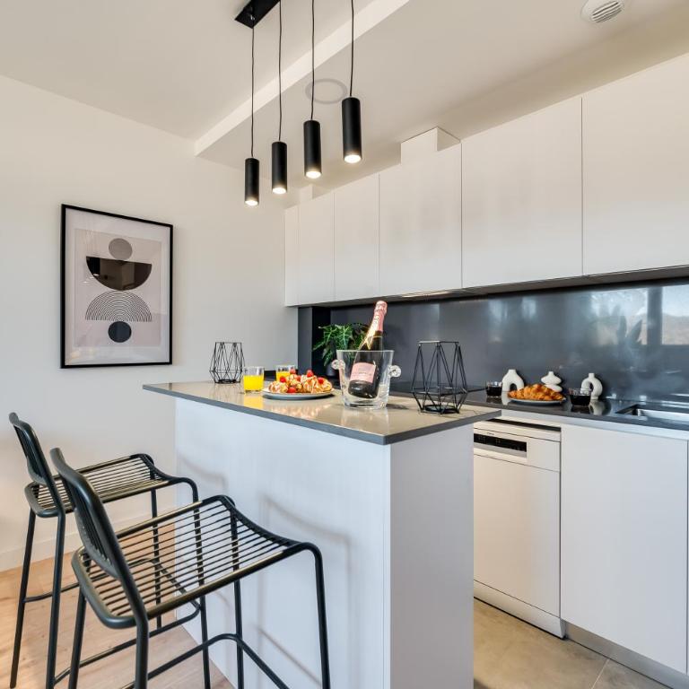 XPCE URBAN 14 MALAGA SKYLINE - Parking Free - Apartamento de 3 dormitorios - 2