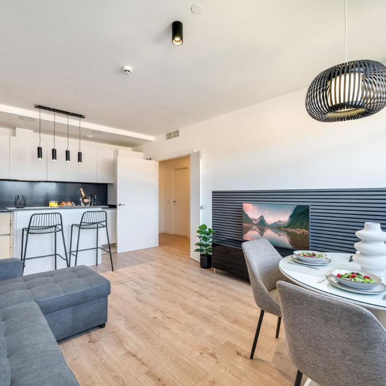 XPCE URBAN 14 MALAGA SKYLINE - Parking Free - Apartamento de 3 dormitorios - 4
