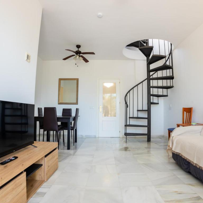 Costa Ballena - Apt para 6 con piscina, terraza, WiFi y parking gratis - Three-Bedroom Apartment - 3