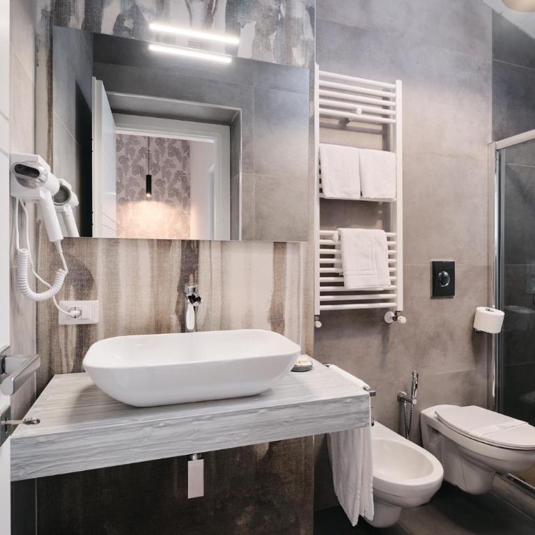 Domus Matris Guest House - Camera Matrimoniale con Patio - 5