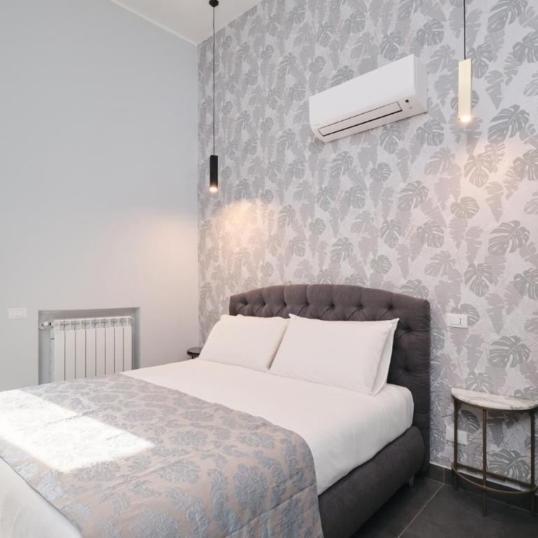 Domus Matris Guest House - Camera Matrimoniale con Patio - 9