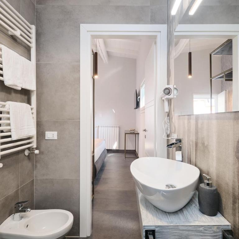 Domus Matris Guest House - Camera Quadrupla Deluxe - 1