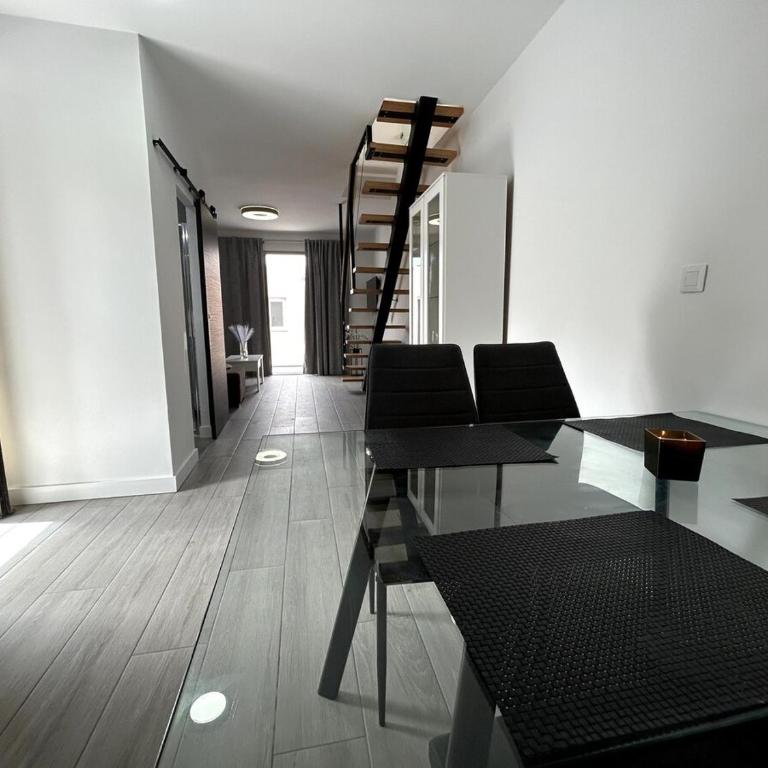 Skyview Duplex con vistas 360, Stevier - Apartamento de 1 dormitorio con terraza - 23