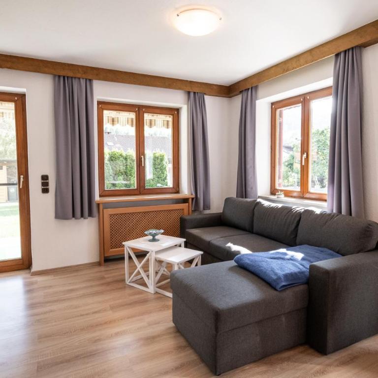 Neu! Sonnige Terrassen-Ferienwohnung in den Bergen - Apartment - 3