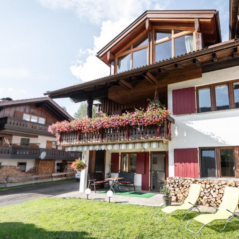 Neu! Sonnige Terrassen-Ferienwohnung in den Bergen - Apartment - 15
