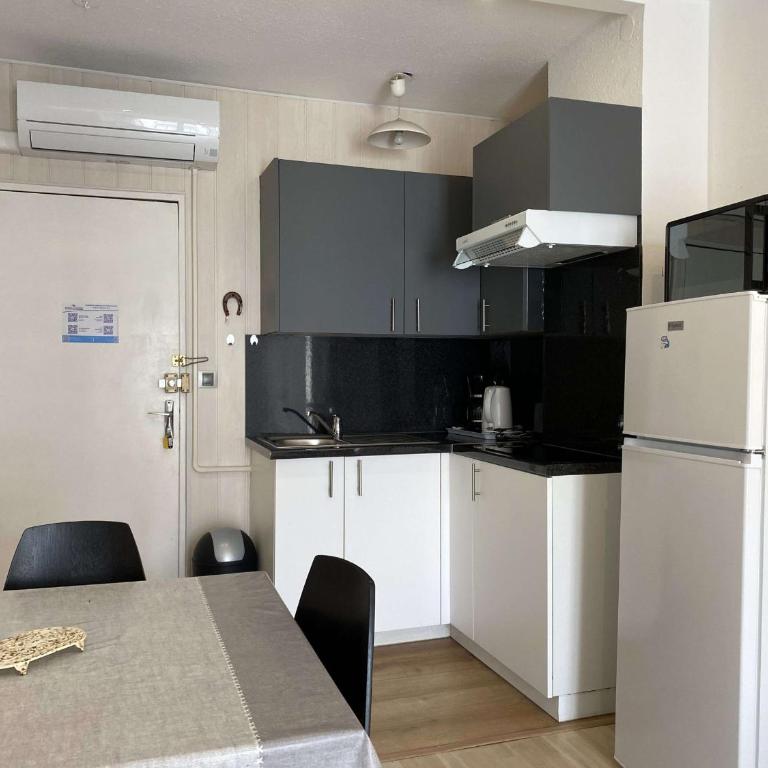 T2 Climatisé Près des Thermes, Wifi, Confort Moderne – Balaruc-les-Bains - FR-1-553-44 - Appartement (4 Adultes) - 6