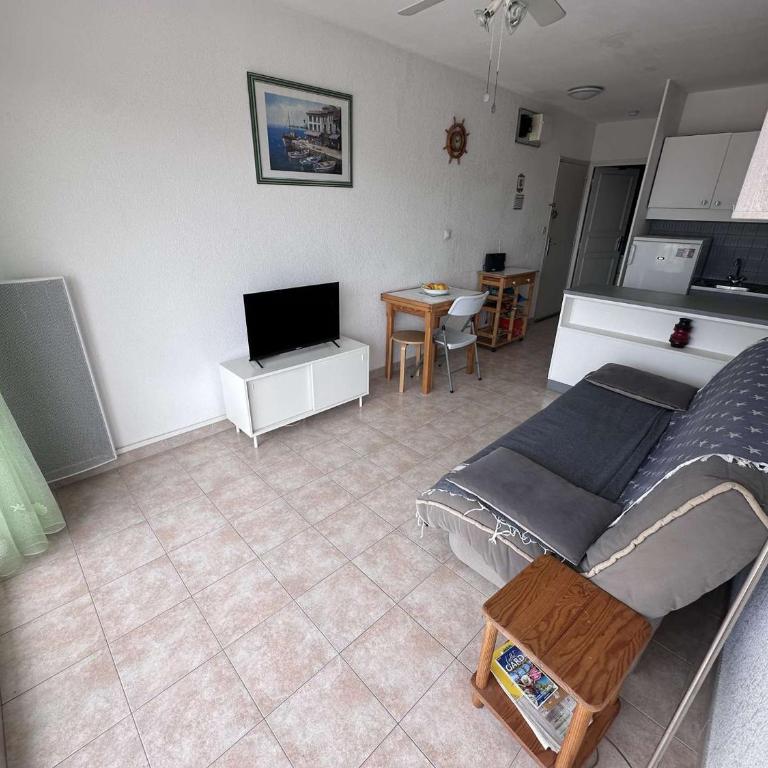 Appartement cosy 4 pers avec parking à Port Camargue - FR-1-731-103 - Appartement - 9