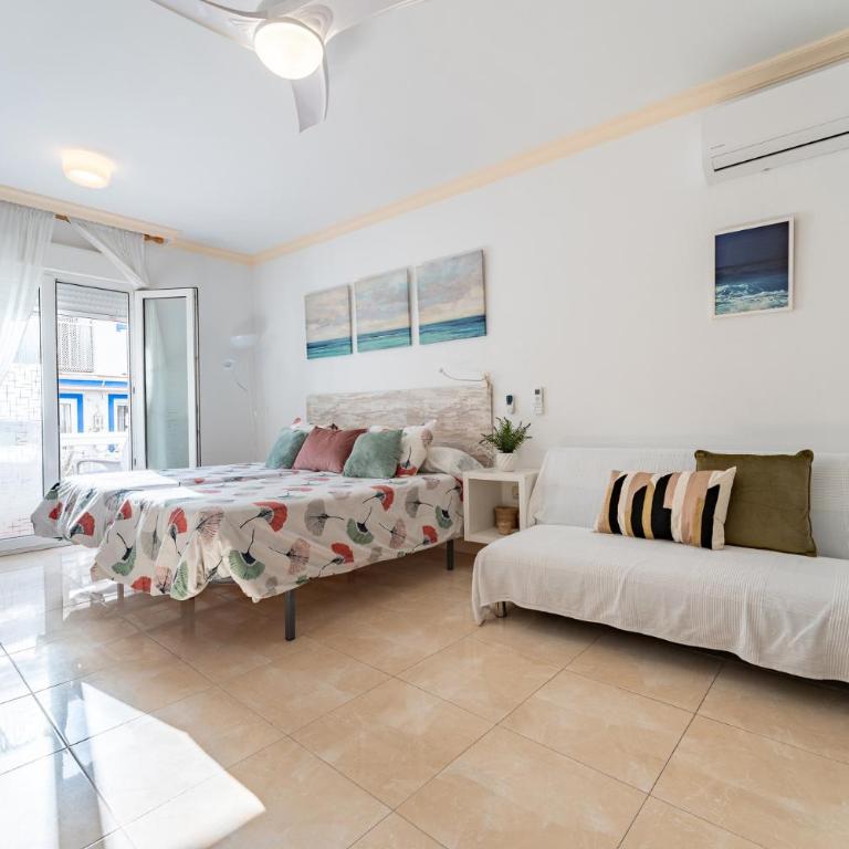 MalagaSuite El Levante Apartments - Apartamento con balcón - 5