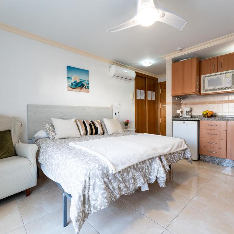 MalagaSuite El Levante Apartments - Apartamento - 4