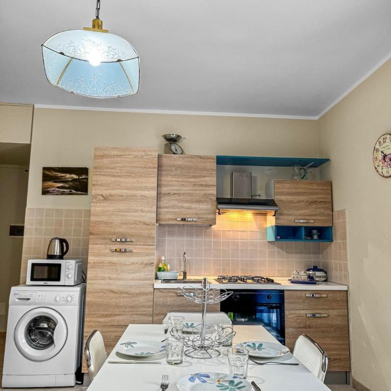 Onda Blu Apartment - Three-Bedroom Apartment - 9