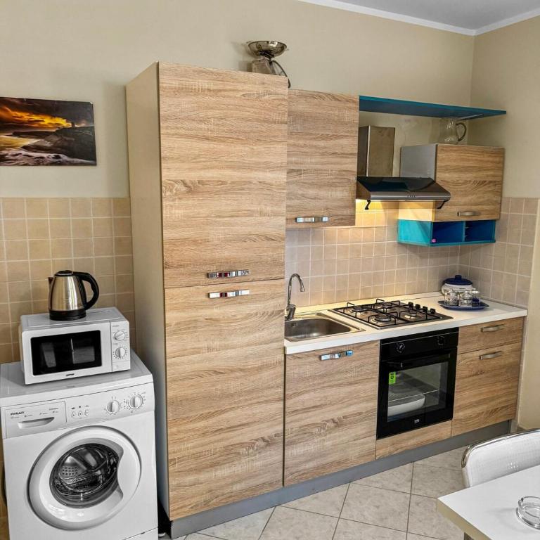 Onda Blu Apartment - Three-Bedroom Apartment - 17