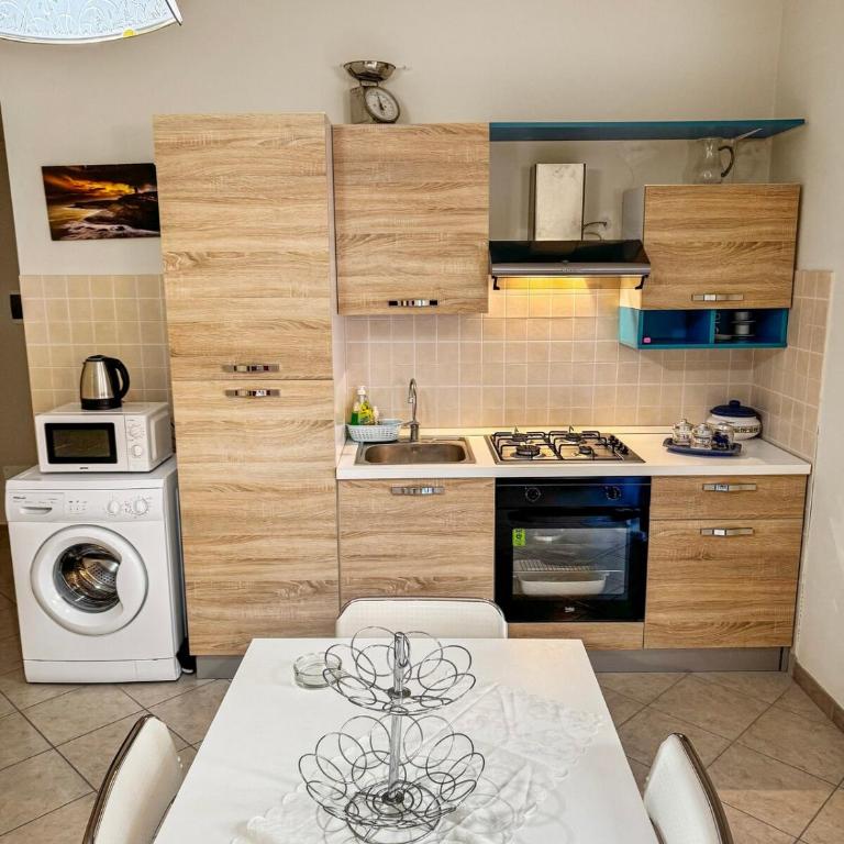 Onda Blu Apartment - Three-Bedroom Apartment - 1