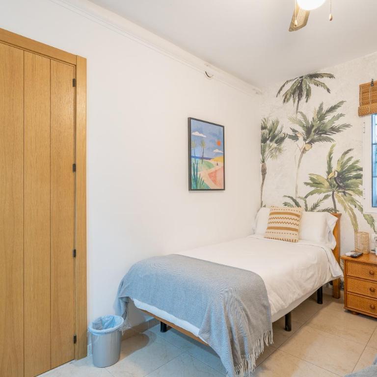 Las Brisas - Estepona Old Town - Habitación Doble con baño privado - 2 camas - 1