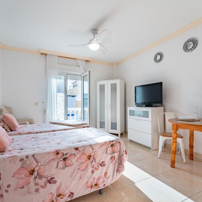 MalagaSuite El Levante Apartments - Apartamento con balcón - 9