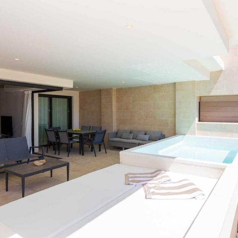 Stylish living with private pool - Apartamento de 2 dormitorios - 18