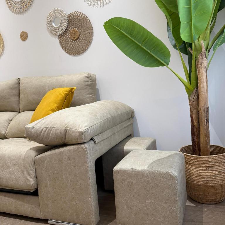 CentroBeach Apartment Fuengirola 250m from Beach - Two-Bedroom Apartment - 6