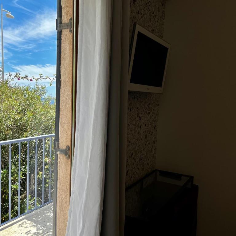 Le Patio - Standard Double Room - 11