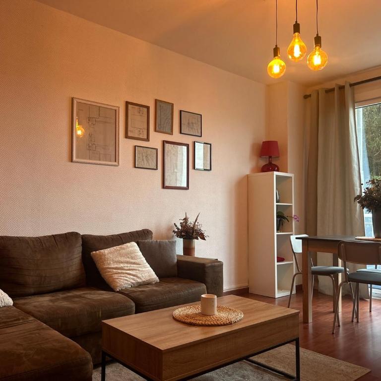 Le Coteau city center near train station - Appartement 2 Chambres - 1