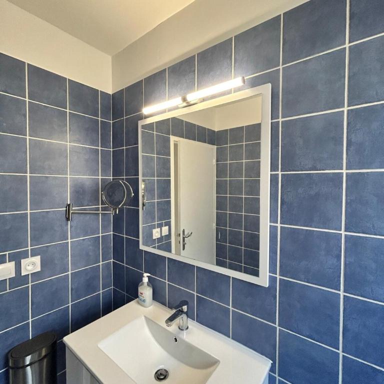 Le Chambéry 6p parking privé clim - Appartamento con 3 Camere da Letto - 3