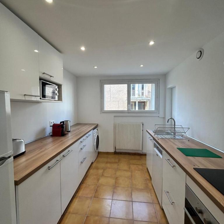 Le Chambéry 6p parking privé clim - Appartamento con 3 Camere da Letto - 6
