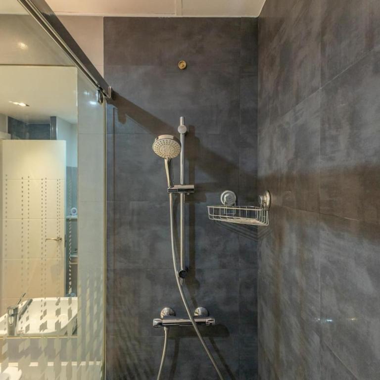 Juan Rabadan Central Suite by Valcambre - Apartamento de 3 dormitorios - 18