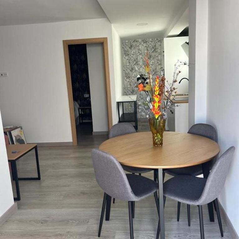Chloe Apartments TRG - Apartamento de 2 dormitorios con terraza - 9
