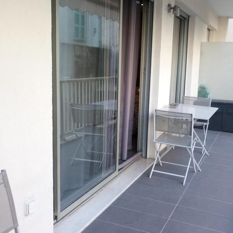 Elegant F2 with all comforts in center of Cannes - Apartment mit 1 Schlafzimmer - 2