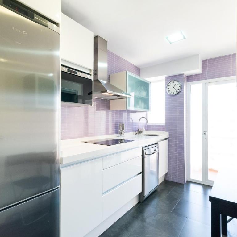 Alojamiento Granada con vistas - Three-Bedroom Apartment - 24
