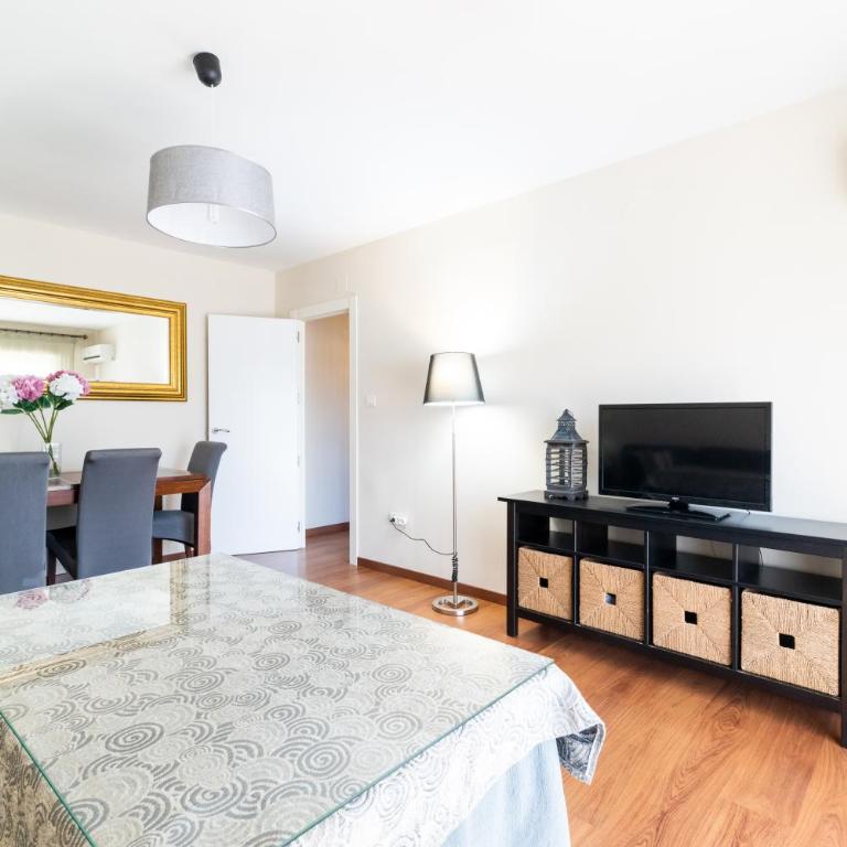Alojamiento Granada con vistas - Three-Bedroom Apartment - 51