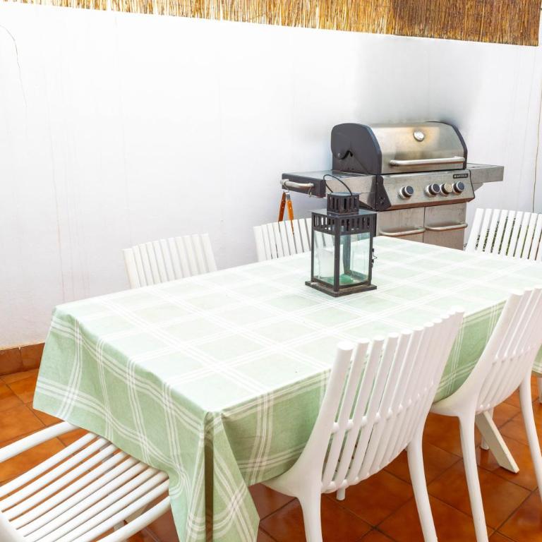 Casa magnifica a pocos metros de la playa con A/C - Casa de 3 dormitorios - 19