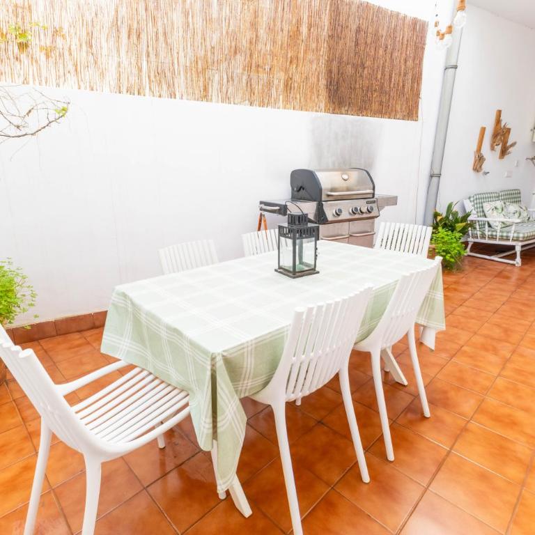 Casa magnifica a pocos metros de la playa con A/C - Casa de 3 dormitorios - 6