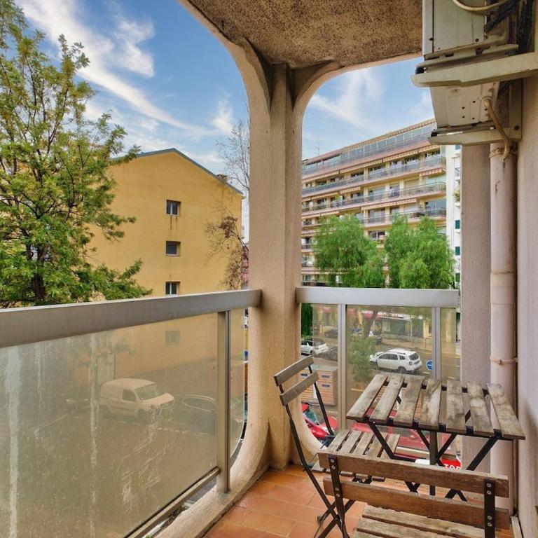 Flat with balcony 15min from Promenade des Anglais - Apartamento de 1 dormitorio - 2