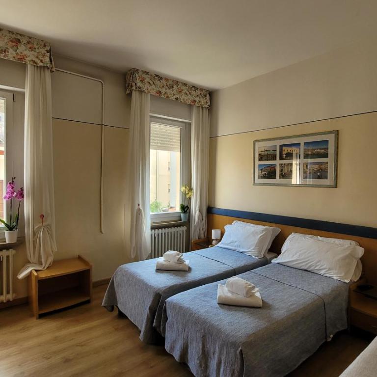 Hotel Montepiana - Camera Tripla - 1
