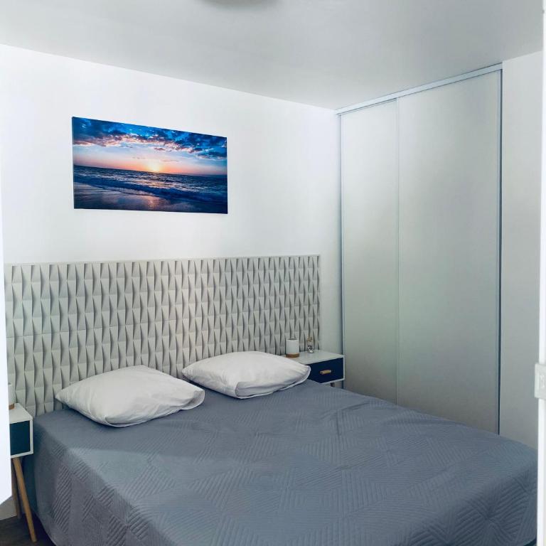Superbe appartement climatisé avec wifi classé 3 étoiles à 50 m de la plage Le Lavandou - Apartment mit 2 Schlafzimmern und Terrasse - 5