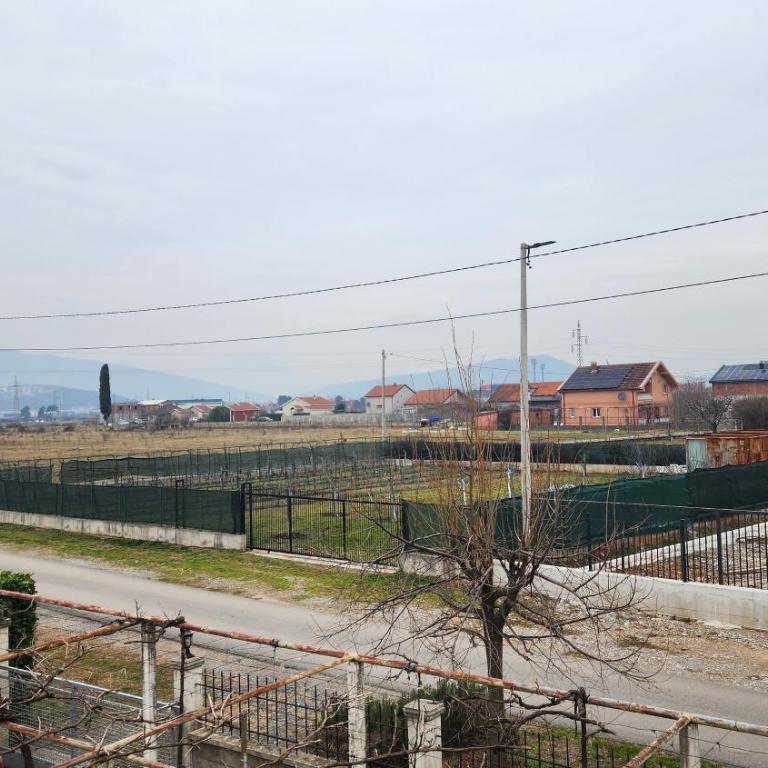 Lush Garden Villa Close to Airport with Hi-Speed Wifi - Two-Bedroom Villa - 9