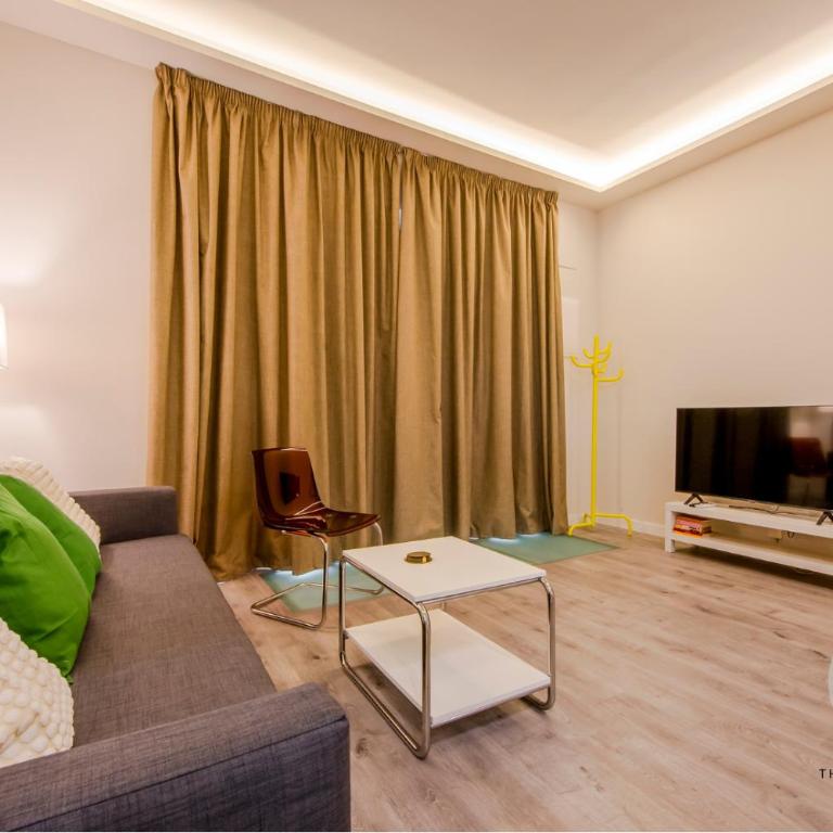 Vive la esencia Madrileña para 6 en Santa Ana 6 - Two-Bedroom Apartment - 7